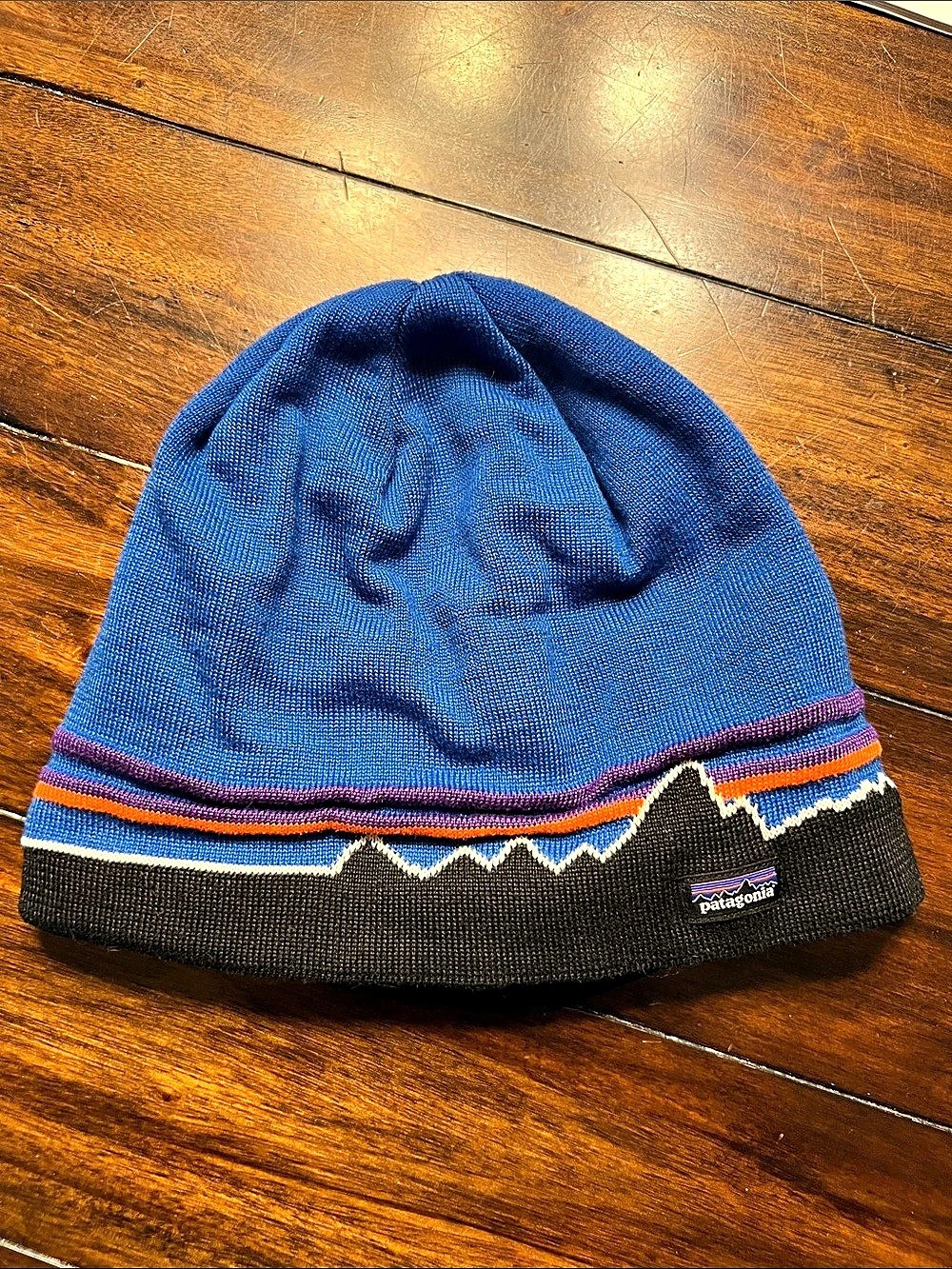 Patagonia Classic Fitz Roy Mountain Horizon Beanie Blue & Black